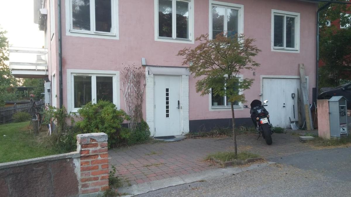 Pink House Room#1 Stockholm Exterior photo